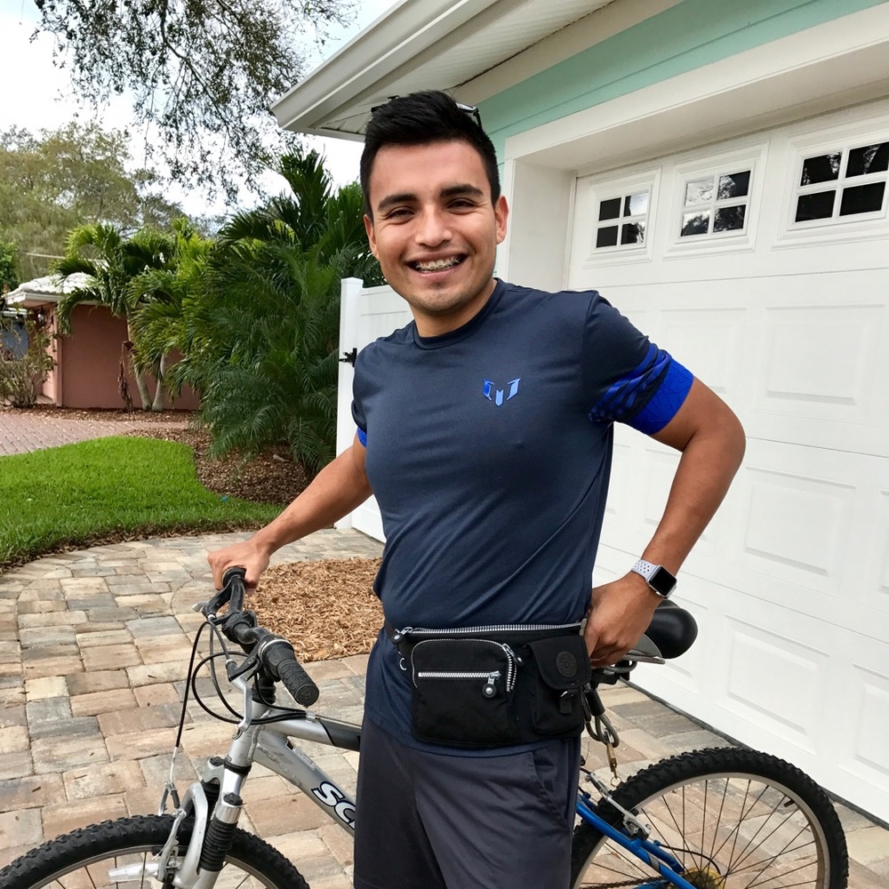 Meet your Posher, Edwin